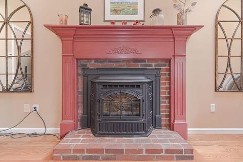 4 Goss Pond Rd, Upton, MA 01568 photo 20