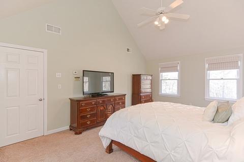 4 Goss Pond Rd, Upton, MA 01568 photo 29