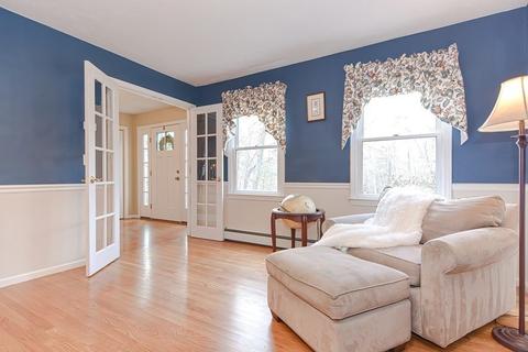 4 Goss Pond Rd, Upton, MA 01568 photo 16