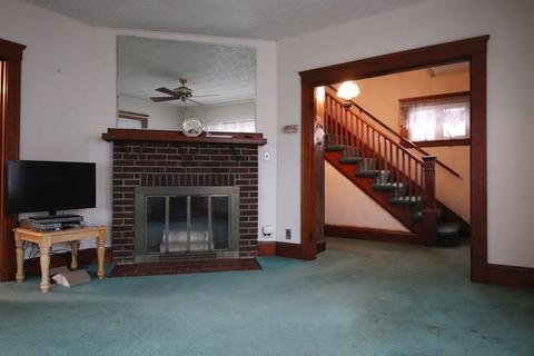 14 Jasper St, Saugus, MA 01906 photo 16