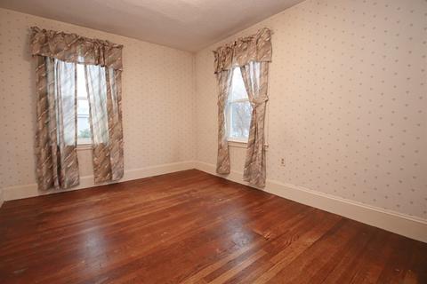 14 Jasper St, Saugus, MA 01906 photo 21