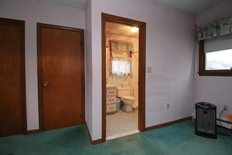 14 Jasper St, Saugus, MA 01906 photo 13