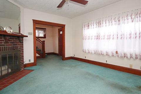 14 Jasper St, Saugus, MA 01906 photo 15