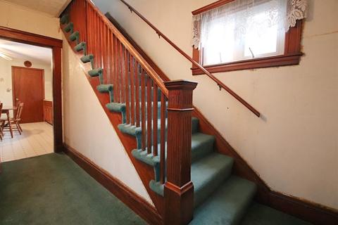 14 Jasper St, Saugus, MA 01906 photo 18