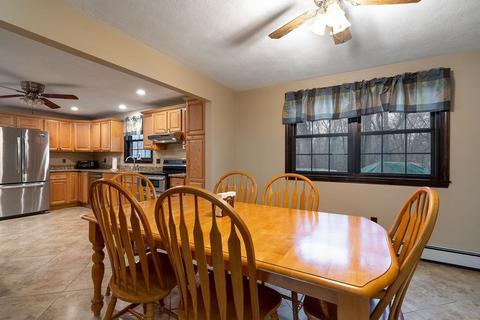 41 Torre St, Reading, MA 01867 photo 3