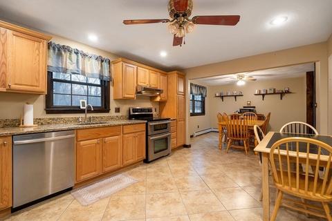 41 Torre St, Reading, MA 01867 photo 5