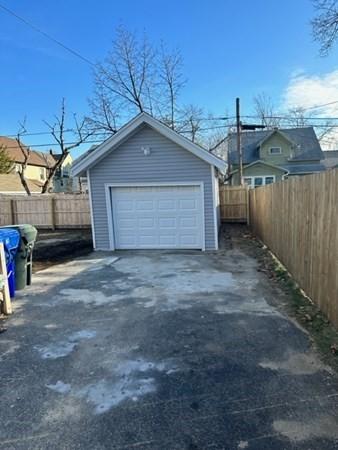 35 Itendale St, Springfield, MA 01108 photo 3