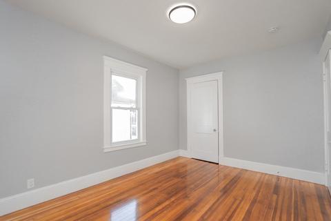 35 Eton St, Springfield, MA 01108 photo 33