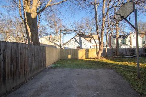 35 Eton St, Springfield, MA 01108 photo 40