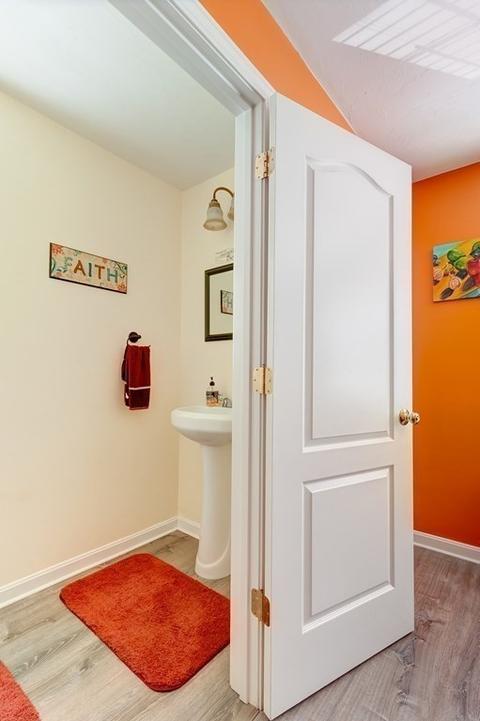 40 Shaffner St, Worcester, MA 01605 photo 8
