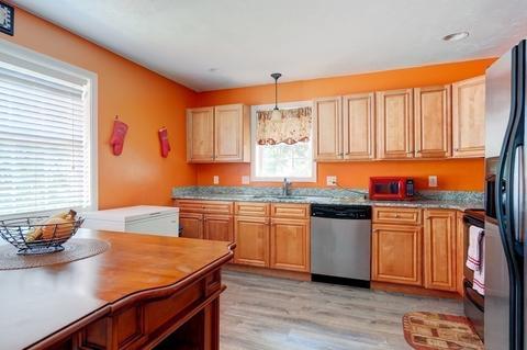 40 Shaffner St, Worcester, MA 01605 photo 14