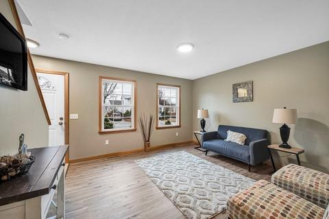 256 Tremont St, Springfield, MA 01104 photo 3
