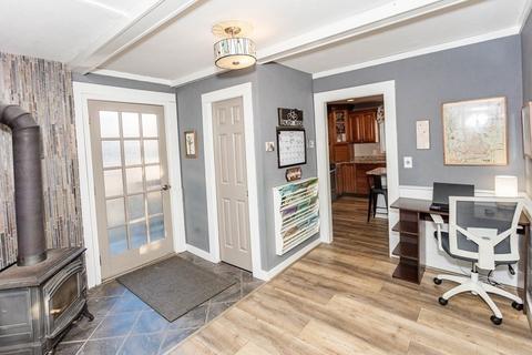 109 Holten St, Danvers, MA 01923 photo 4