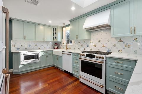 20 Maplecroft Rd, Canton, MA 02021 photo 11