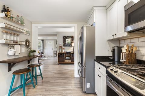 16 Kane St, Fairhaven, MA 02719 photo 13