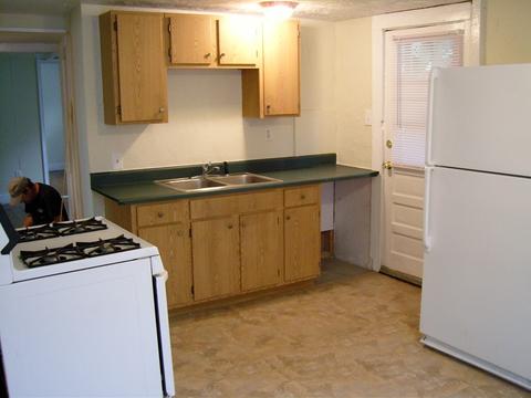 24 Crescent St, Worcester, MA 01605 photo 6