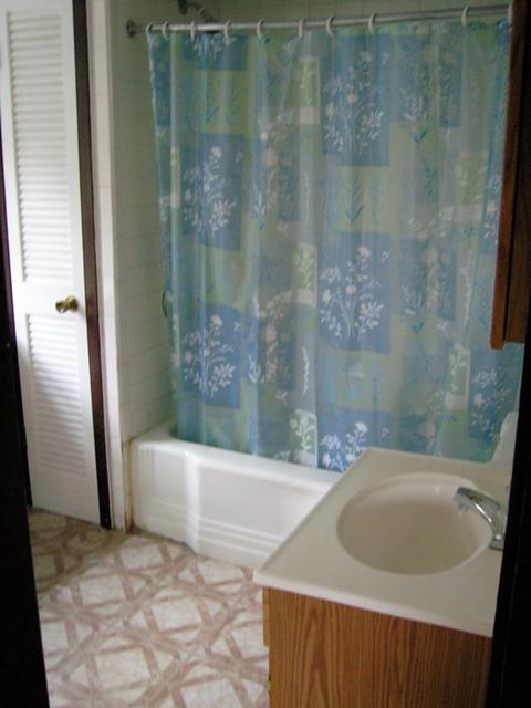 24 Crescent St, Worcester, MA 01605 photo 9