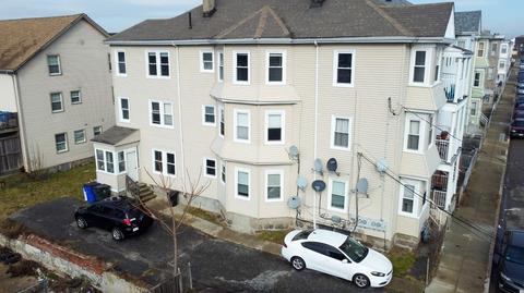 187 Thomas St, Fall River, MA 02723 photo 1