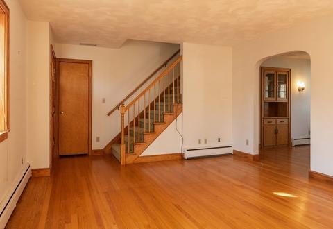 17 Beechwood Ave, Easthampton, MA 01027 photo 14