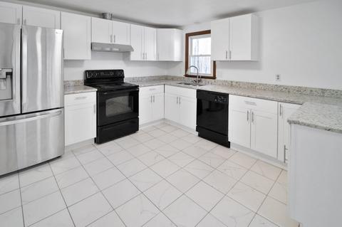 3 Colonial Rd, Sutton, MA 01590 photo 3