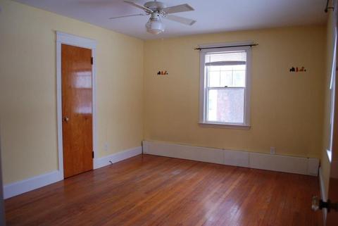 34 Emerald Ave, Webster, MA 01570 photo 8