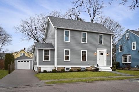 4 Laurel St, Marblehead, MA 01945 photo 1