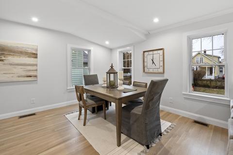 4 Laurel St, Marblehead, MA 01945 photo 9