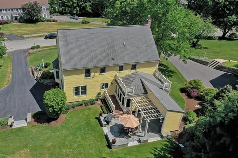 5 Walnut Hill Rd, Millis, MA 02054 photo 7