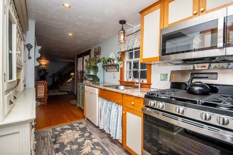 4 Weston Ave, Wareham, MA 02571 photo 7