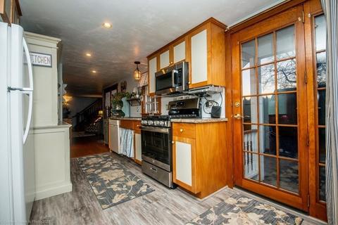 4 Weston Ave, Wareham, MA 02571 photo 8