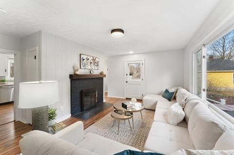 21 Warren Rd, Upton, MA 01568 photo 8
