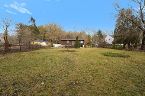 21 Warren Rd, Upton, MA 01568 photo 5