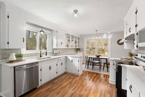 21 Warren Rd, Upton, MA 01568 photo 12