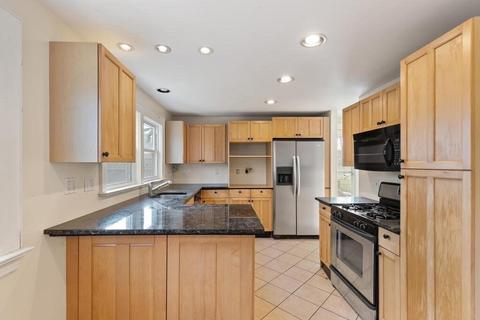 59 Wheeler St # a, Gloucester, MA 01930 photo 6