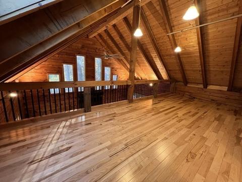 28 Fowler St, Upton, MA 01568 photo 6