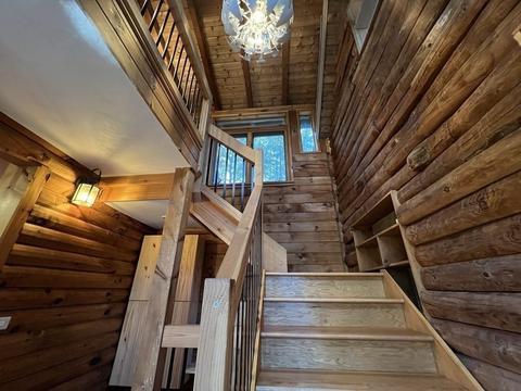 28 Fowler St, Upton, MA 01568 photo 5