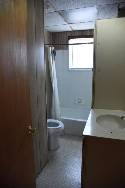 344 Lawton St, Fall River, MA 02721 photo 28