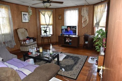 344 Lawton St, Fall River, MA 02721 photo 18
