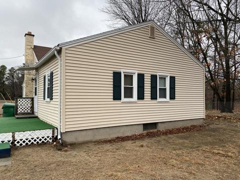 33 Guyotte, Chicopee, MA 01020 photo 3