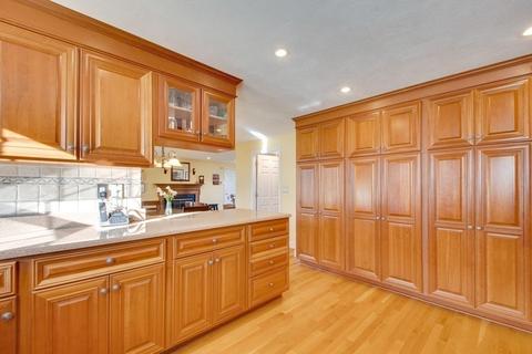 38 Rolling Ln, Dover, MA 02030 photo 8