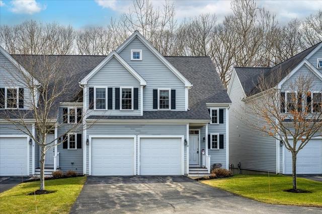 10 Country Candle Ln #10, Northborough, MA 01532