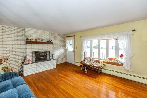 3 Vine St, Webster, MA 01570 photo 6