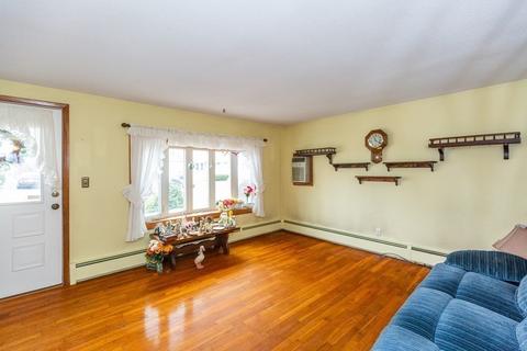 3 Vine St, Webster, MA 01570 photo 7