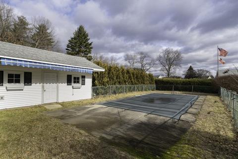 16 Lyman St, Easthampton, MA 01027 photo 6