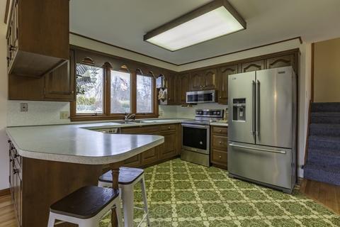 16 Lyman St, Easthampton, MA 01027 photo 18