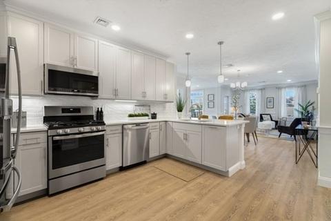 320 Middlesex Ave #D102, Medford, MA 02155