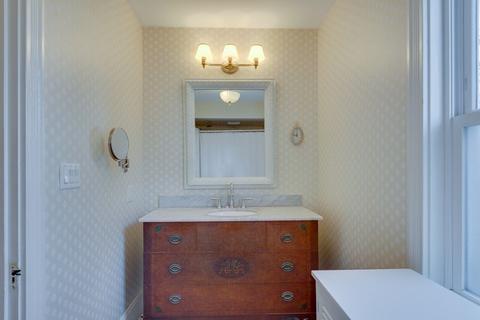 227 Warren St, Needham, MA 02492 photo 20