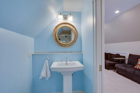 227 Warren St, Needham, MA 02492 photo 24