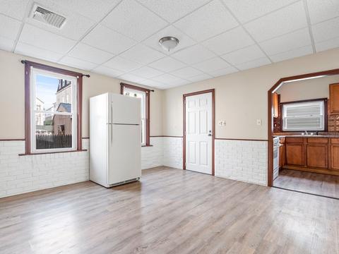 91 Park St, Fall River, MA 02721 photo 4