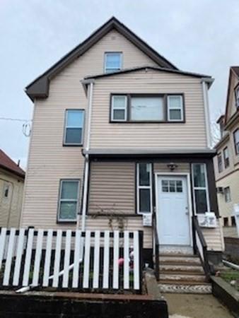25 Franklin St, Everett, MA 02149 photo 1